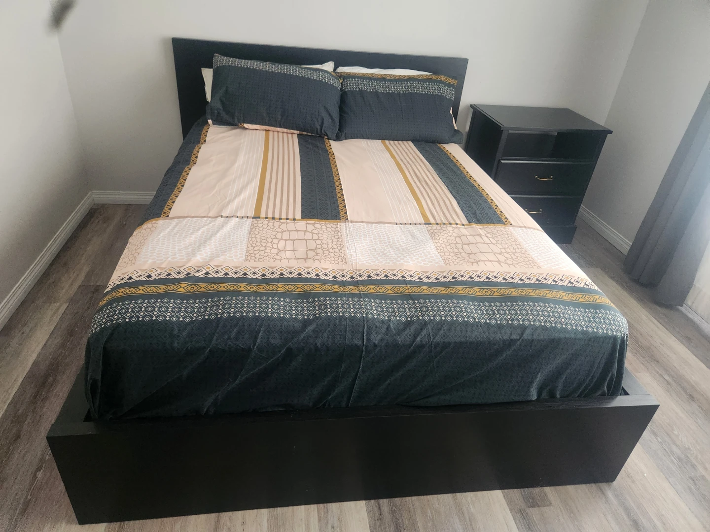 Queen Size Bed Frame and Nightstand - photo 2