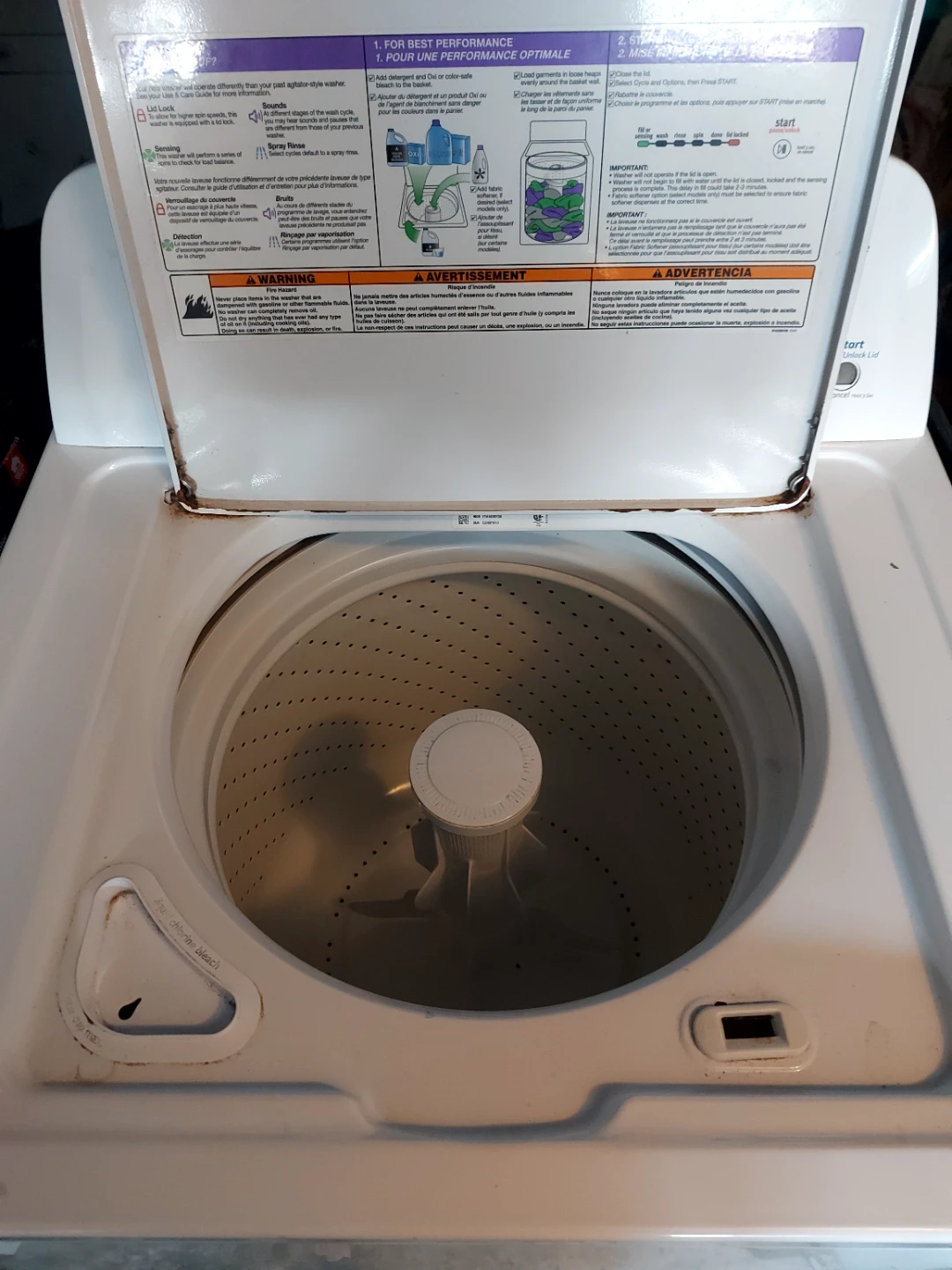 Washer and Stove - photo 2