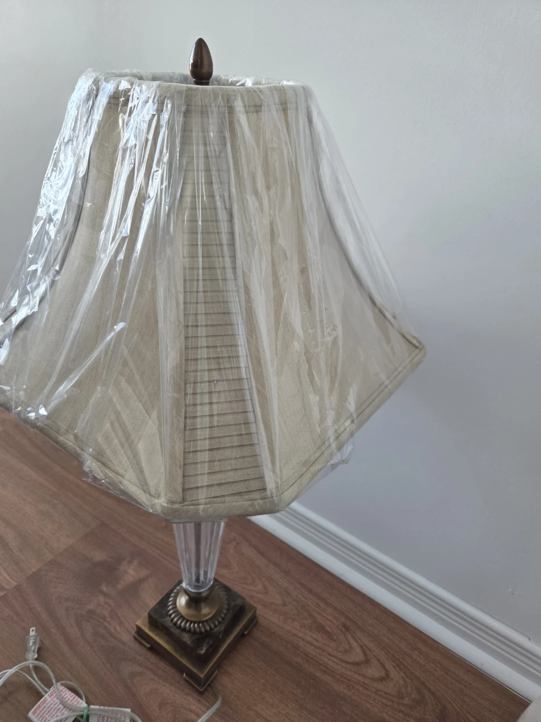 Table Lamp - photo 3