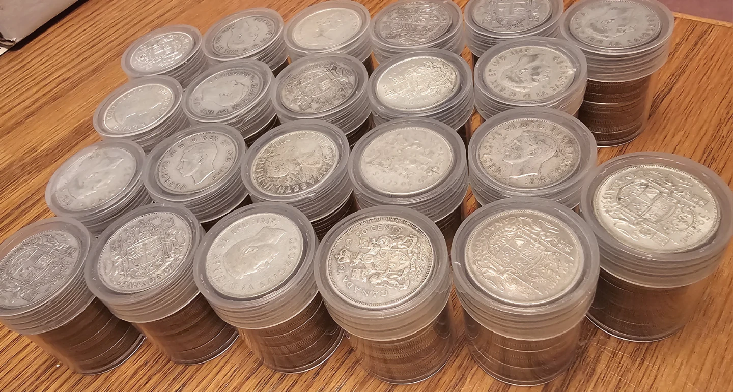 CDN Silver Halves $220 Face 132 oz of  Silver $1500 under spot! - photo 3