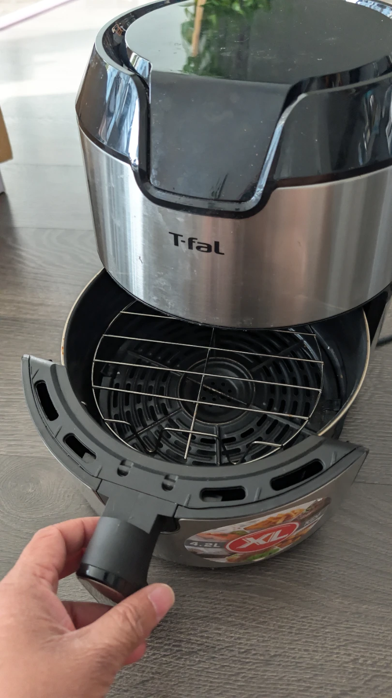 T-fal XL 4.2L Air Fryer with Box - photo 2