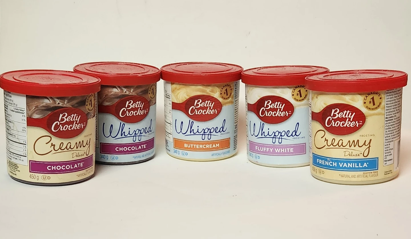 12 Tubs of Betty Crocker Icing - photo 3