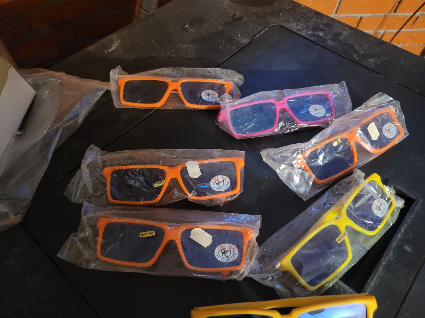 Set of 7 Novelty Sunglasses - Assorted Colours - photo 3