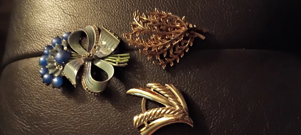 Vintage 1940's Brooches