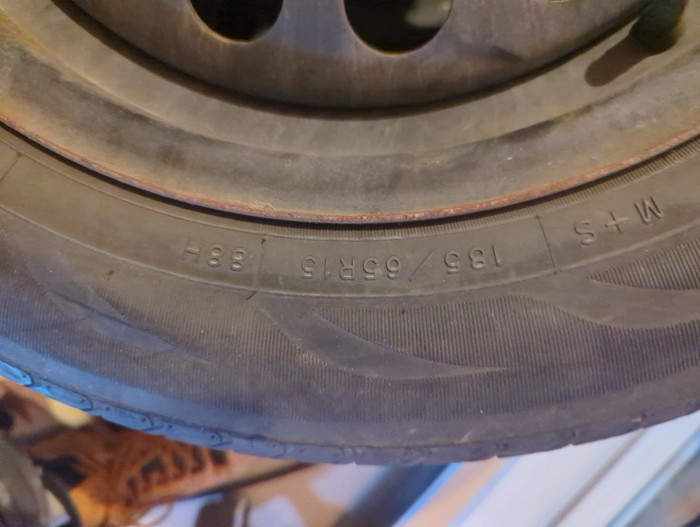 5 Tires 185/65R15 - photo 5