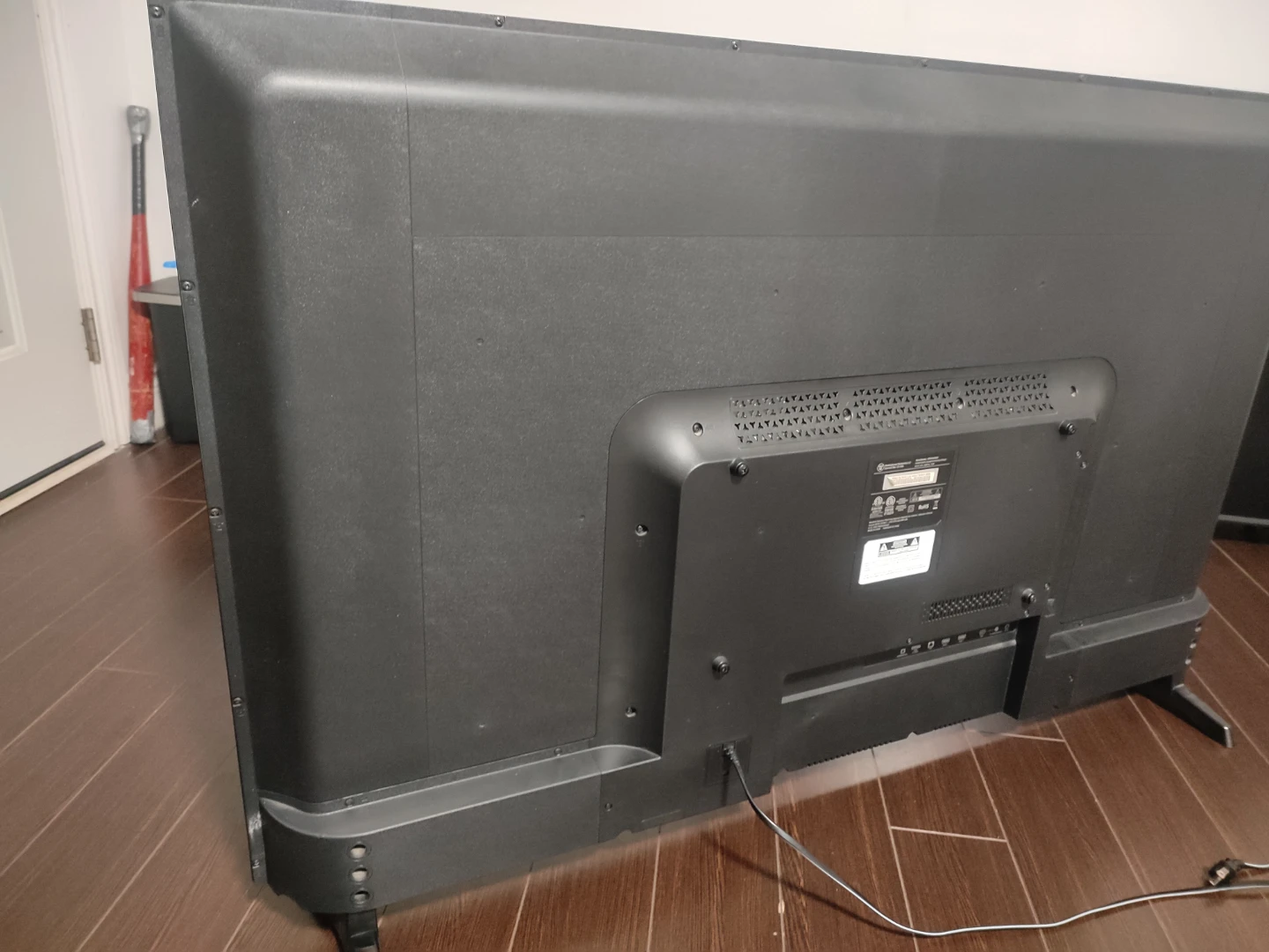 Westinghouse 55" Smart 4K TV (WD55UW4620) backlight issue. - photo 4
