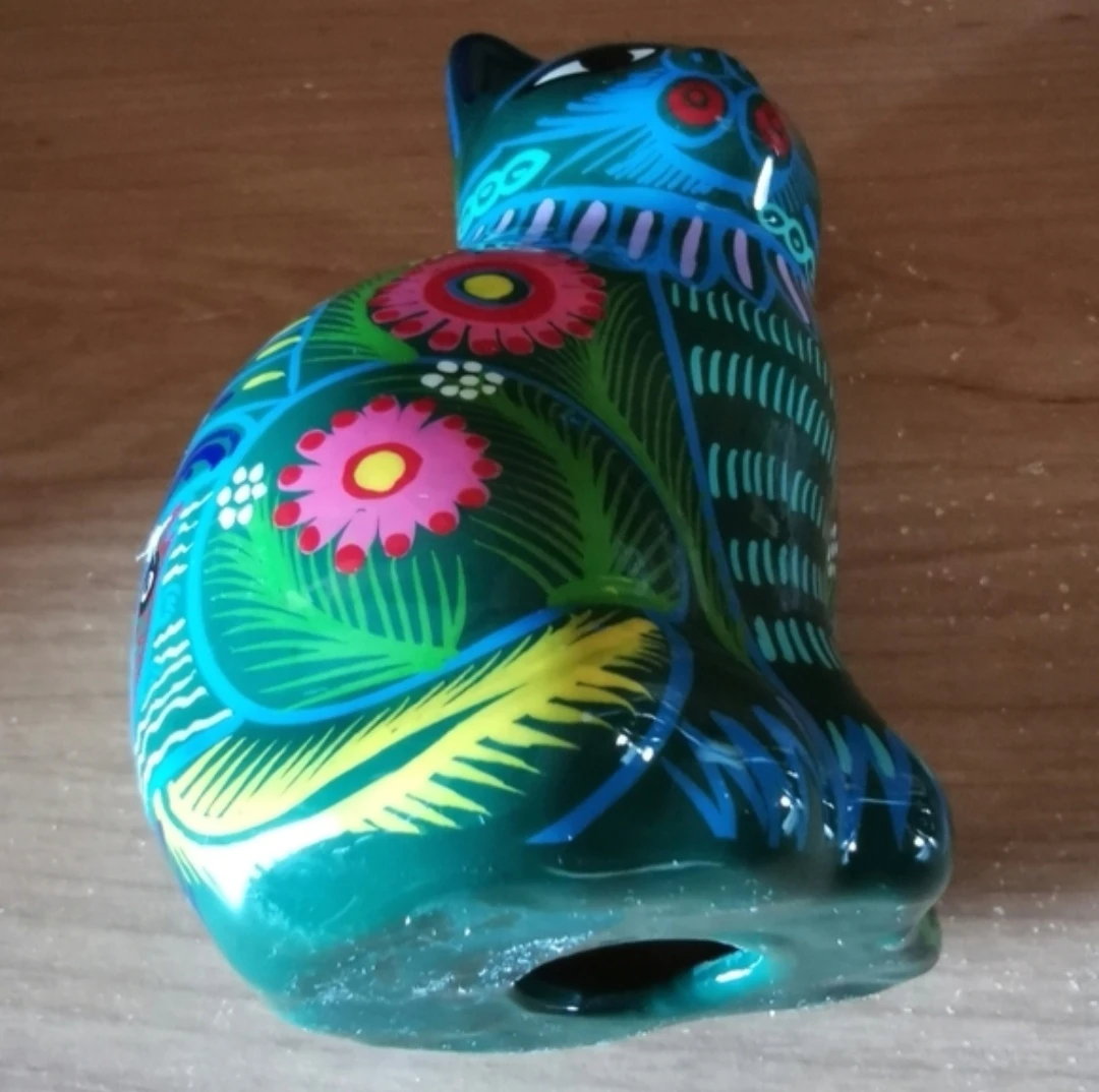 Hand Painted Pottery Cat Figurine - photo 5