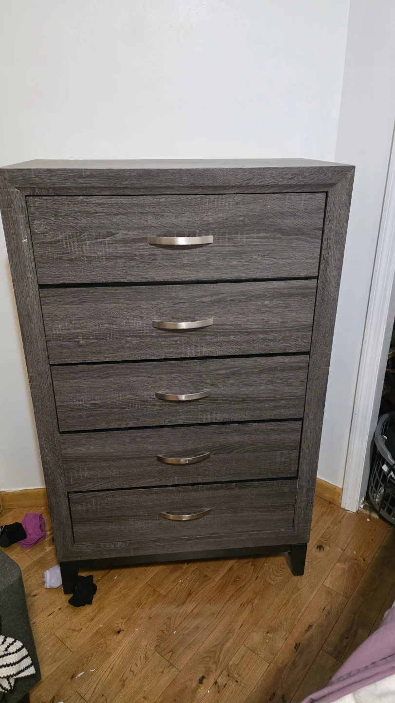 Gray 5-Drawer Chest