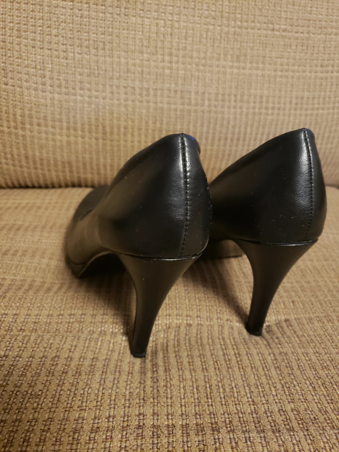 Black Leather Heels - photo 2