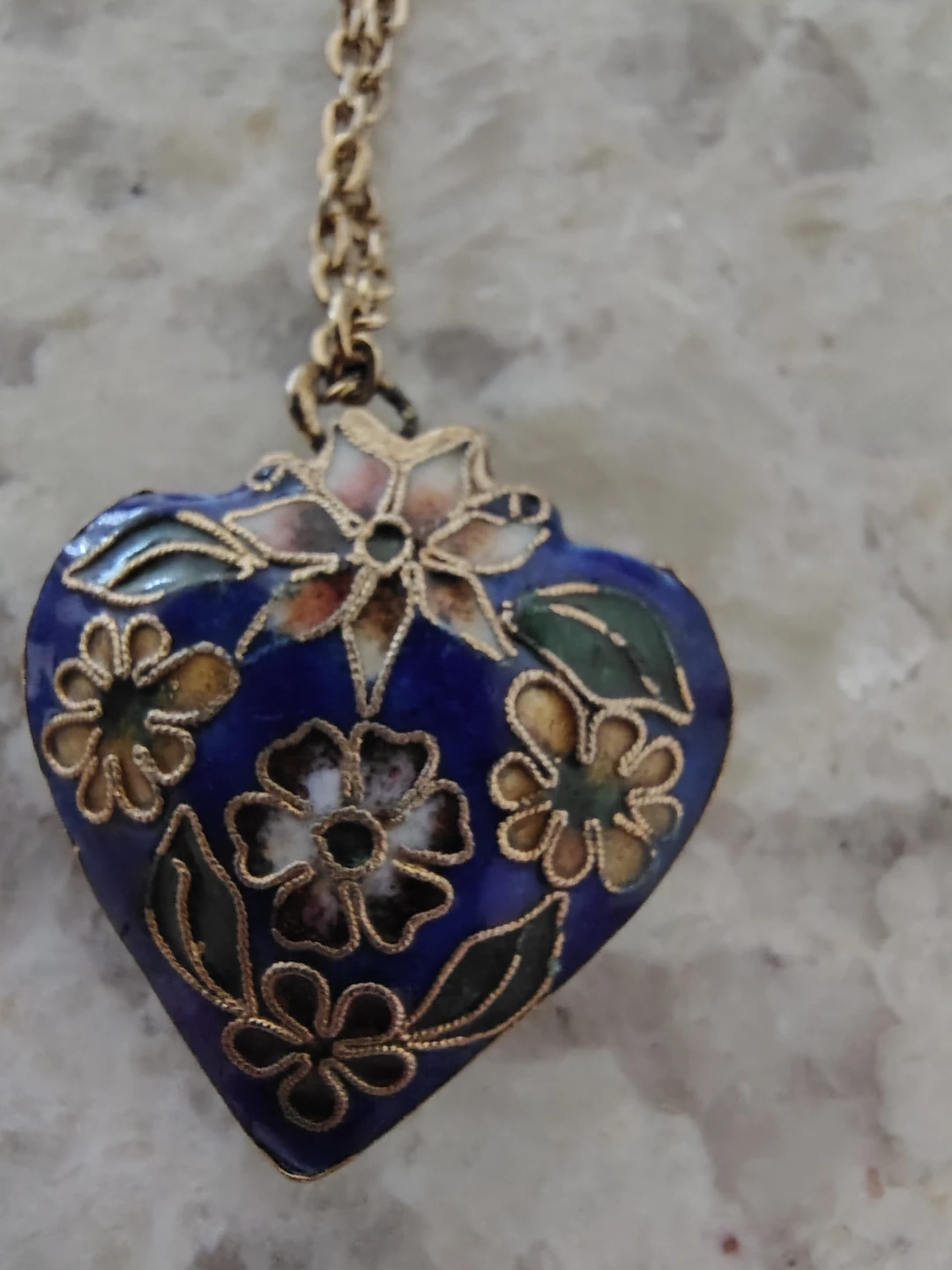 Vintage Cloisonné Enamel Heart Pendant Necklace – Gold Tone - photo 5