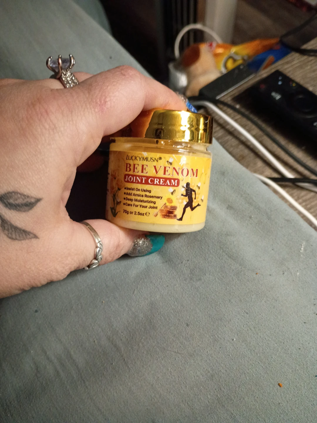 Lucky Musn Bee Venom Joint Cream