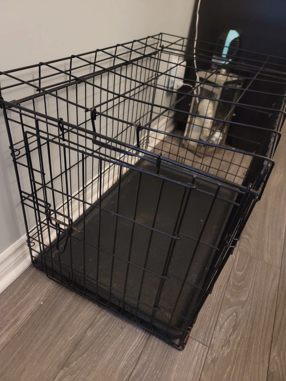 Black Wire Dog Crate