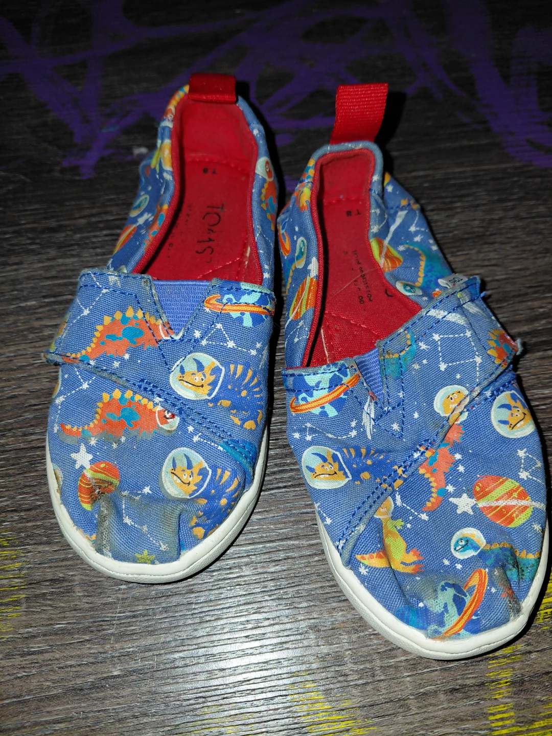 TOMS Kids' Blue Space Dinosaur Shoes - Size 7