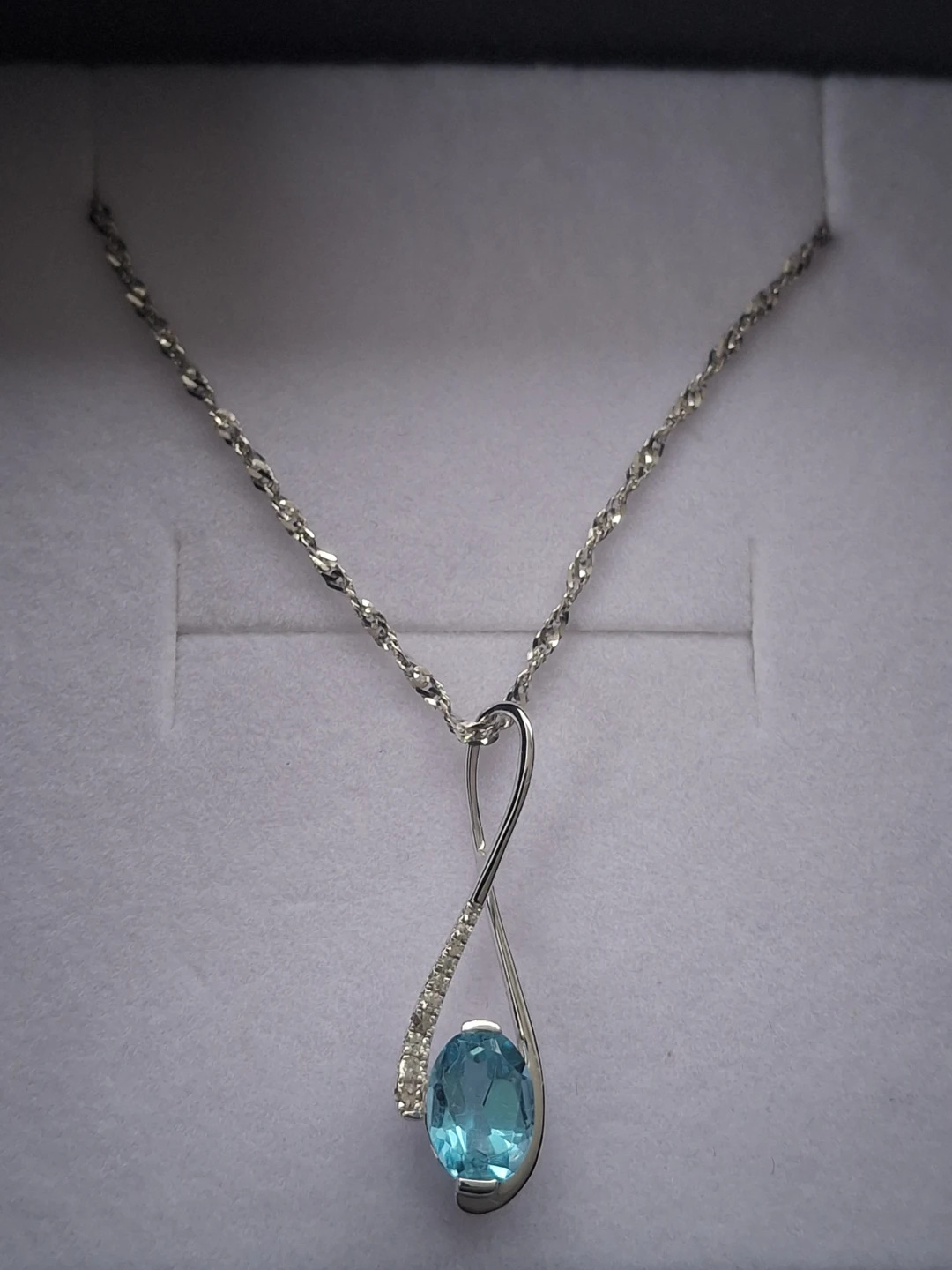 Swarovski Aquamarine Teardrop Pendant Necklace. New. - photo 3