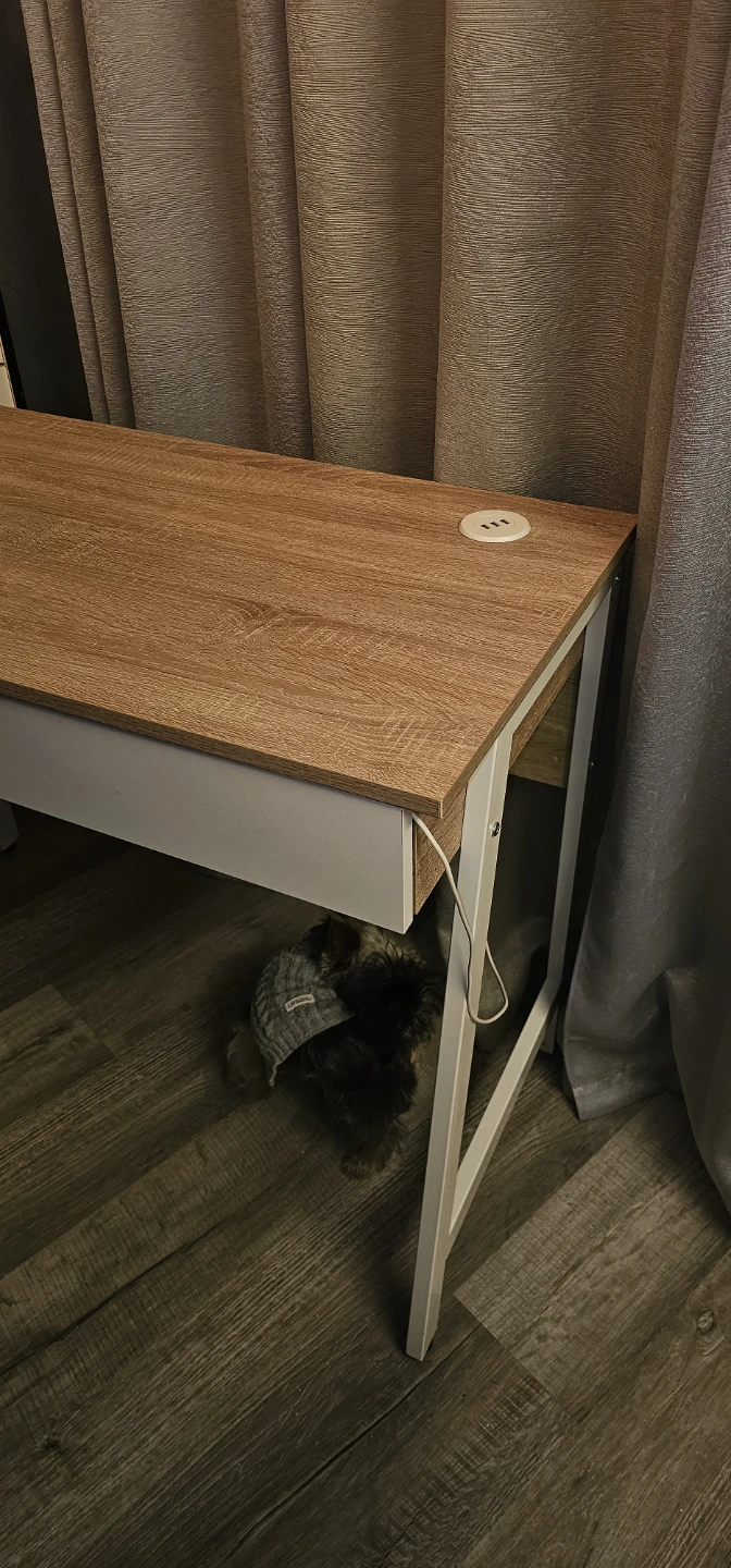 Brand new desk. Assembled. - photo 3