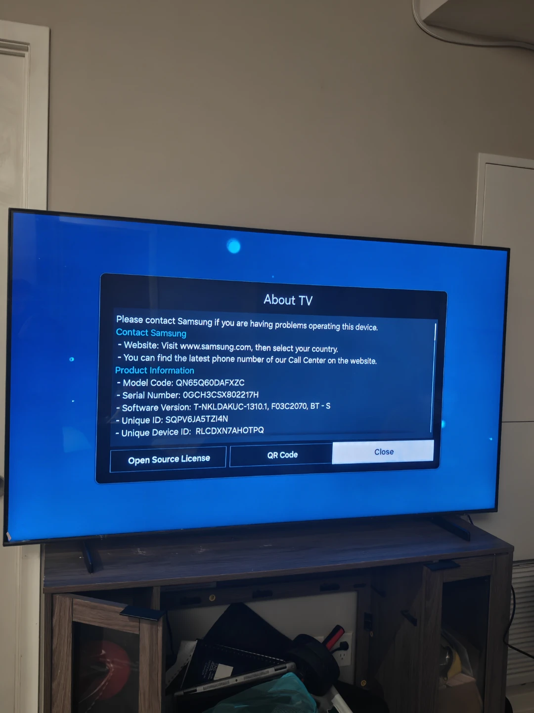 Samsung  65" QLED 4K Smart TV - photo 3
