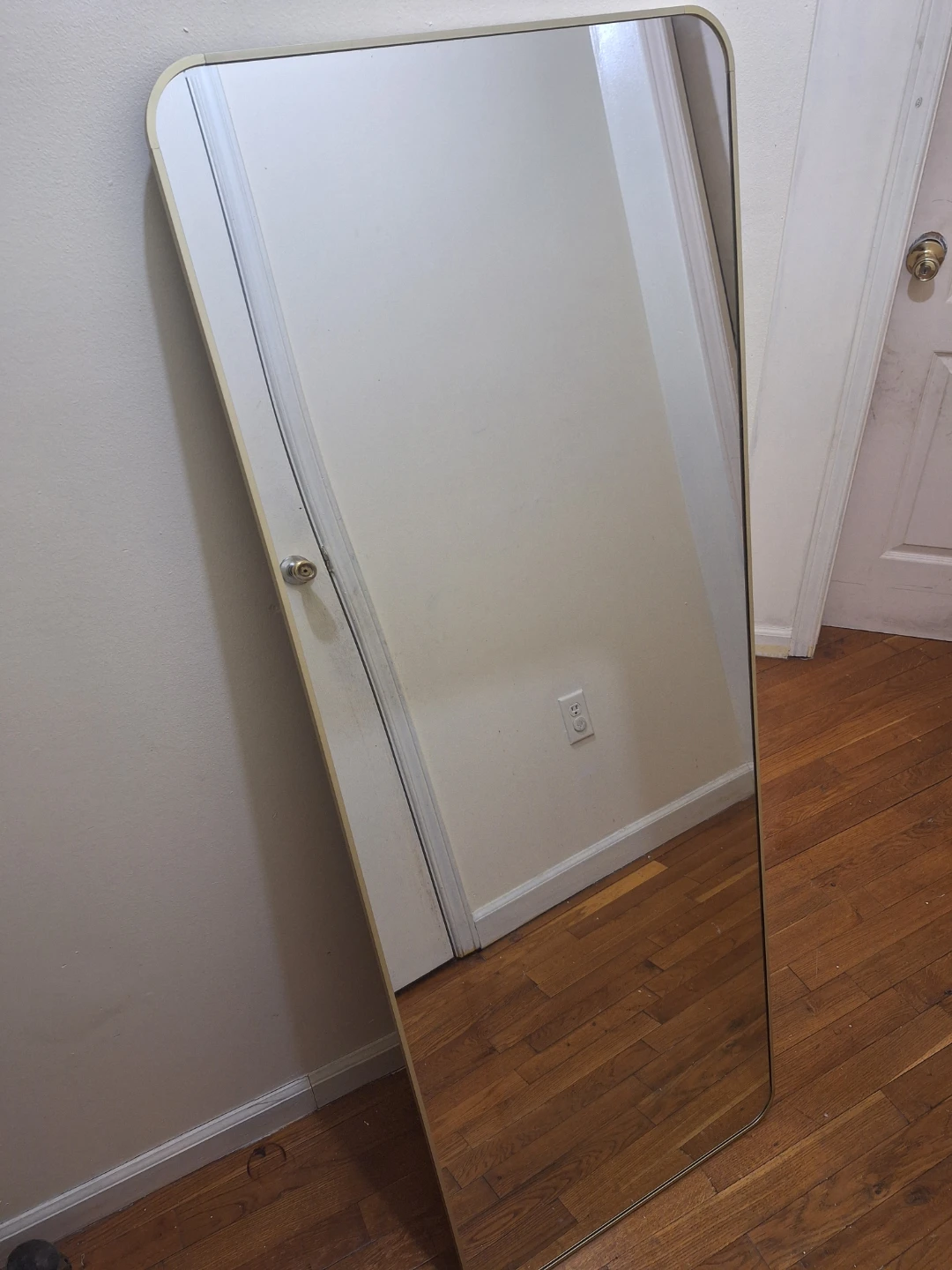 Standing Mirror with Stand - photo 2