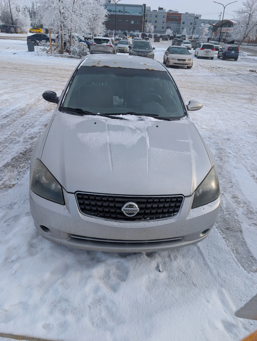 2006 Nissan Altima 2.5S will take 950$$