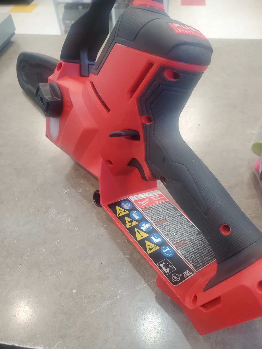 Milwaukee M12 6-Inch Pruning Saw - Red