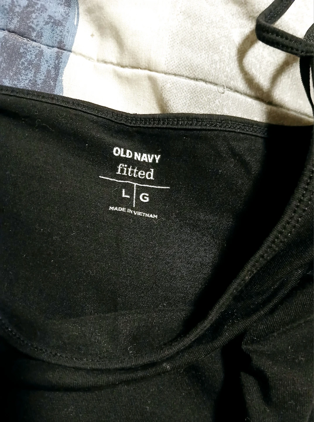 Size Large Old Navy Fitted Black Tank Top - photo 3