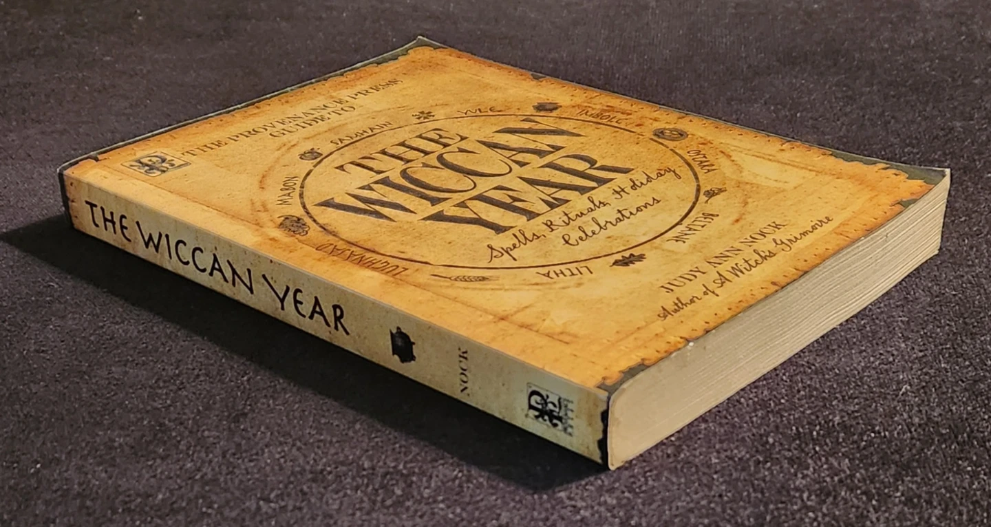 The Wiccan Year Book - photo 3