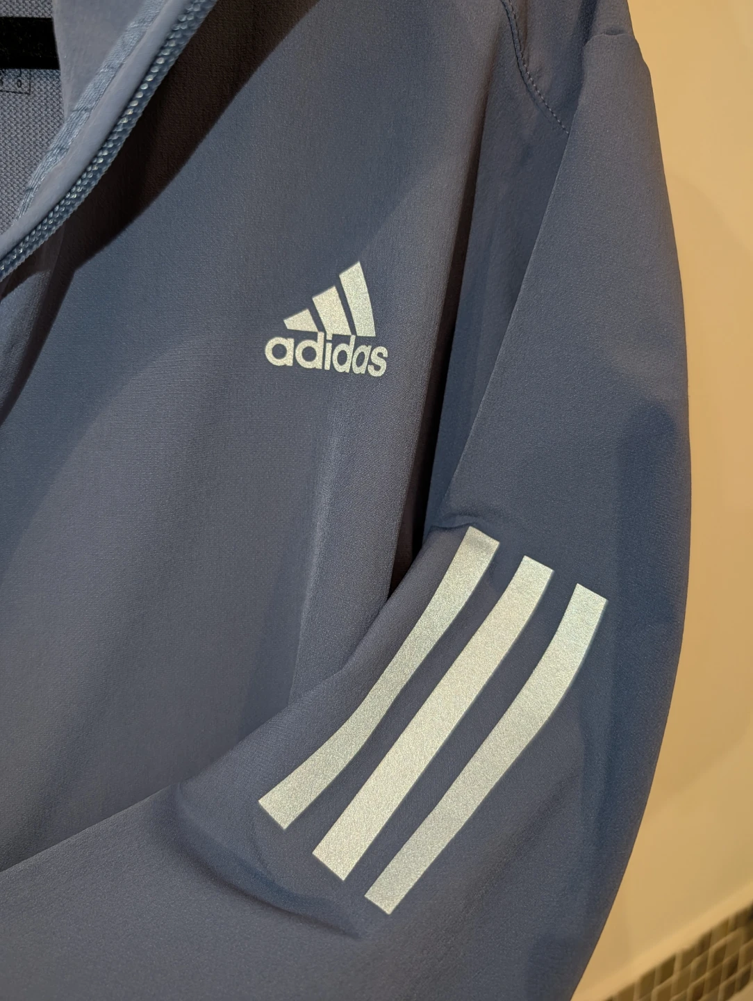 Like NEW Adidas Men's Running Jacket (M/L) - photo 3