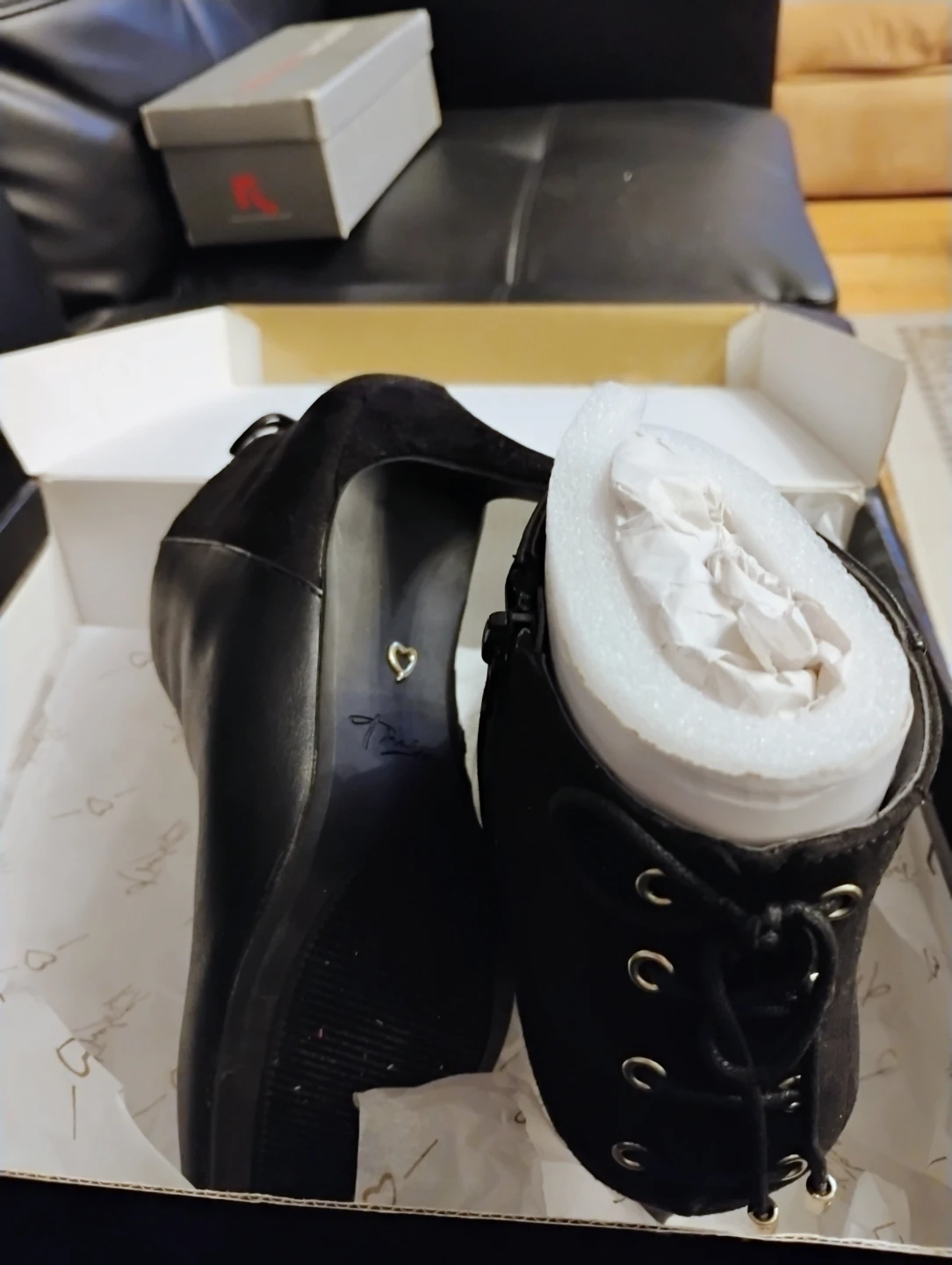 Thalia Sodi Black Ankle Boots - Size 7.5M - photo 3