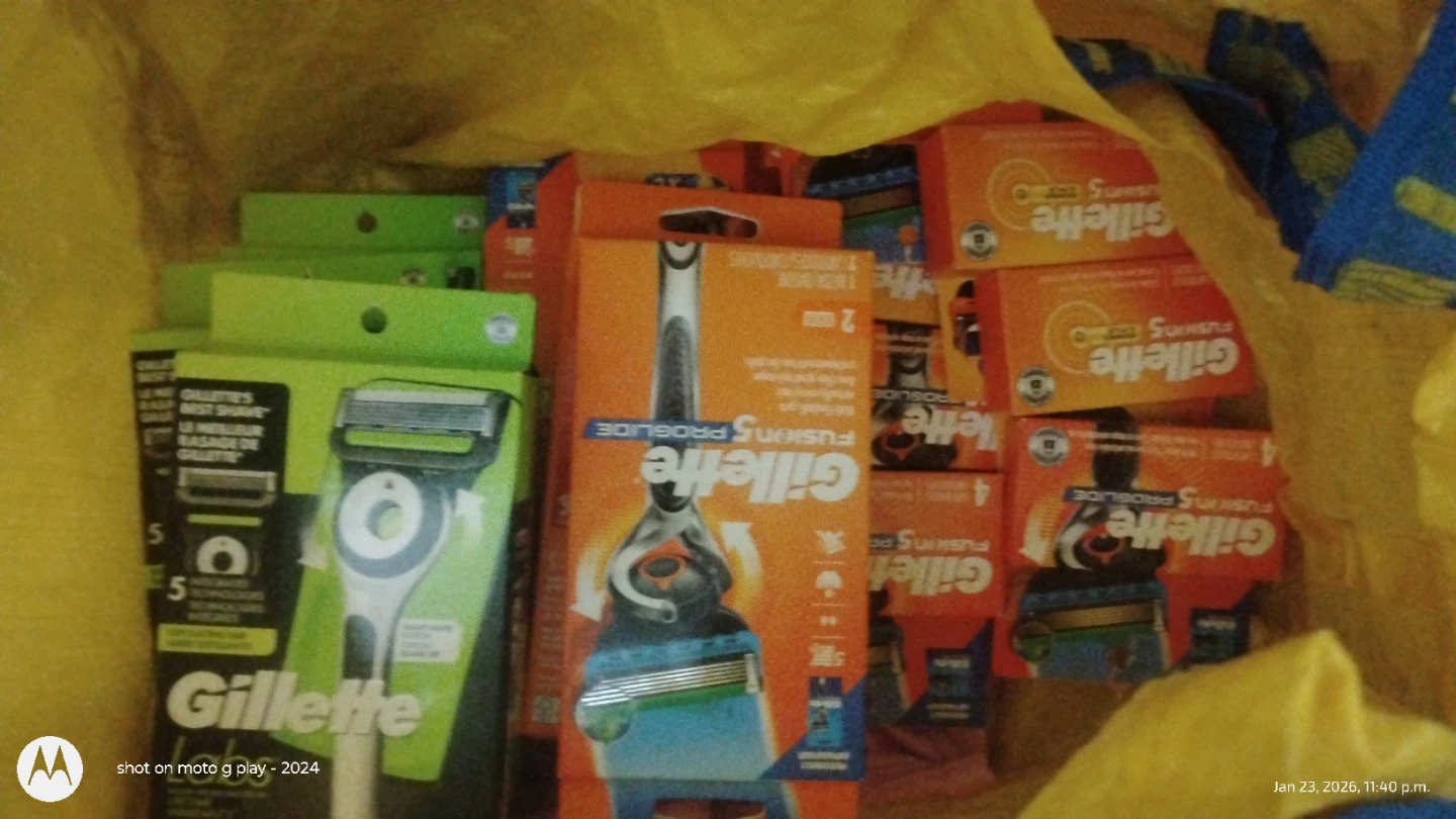 Gillette Fusion5 ProGlide Razor and Blade Refills