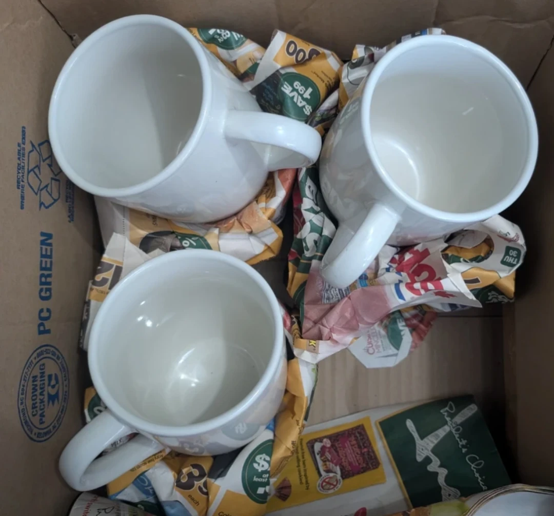 White Stoneware Mug - Dishwasher & Microwave Safe - photo 2