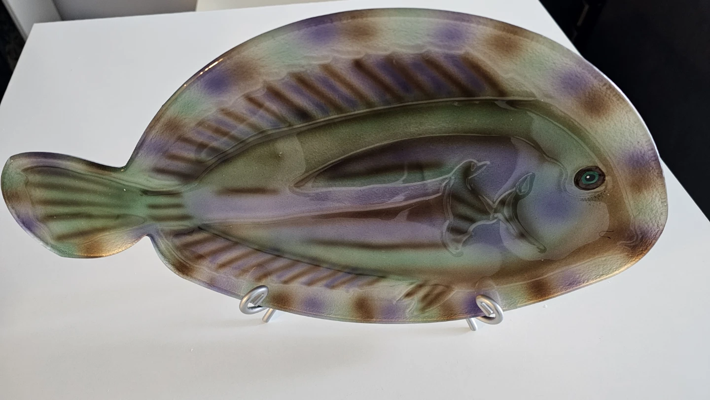 Fish Shaped Glass Plate