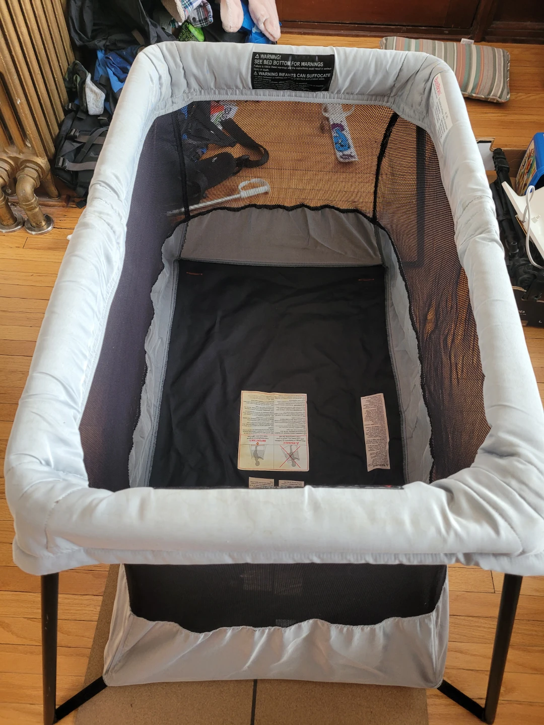 BabyBjorn Travel Crib Light with Case - photo 4
