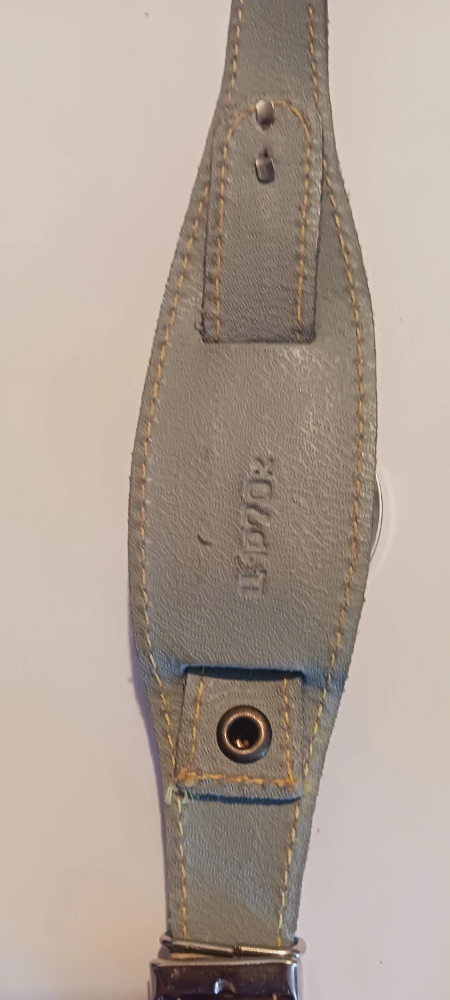 Pobeda  "Demokratia" Vintage Russian Signed Watch. AS IS. - photo 4