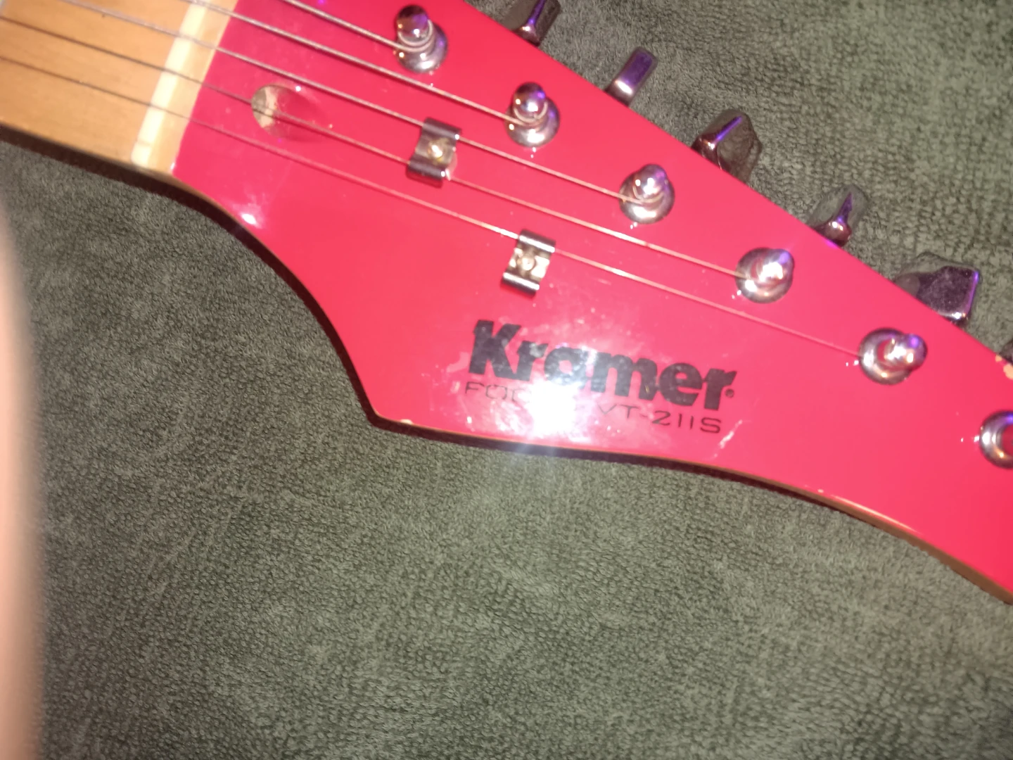 Kramer Focus VT-211S Electric Guitar - Red - photo 4