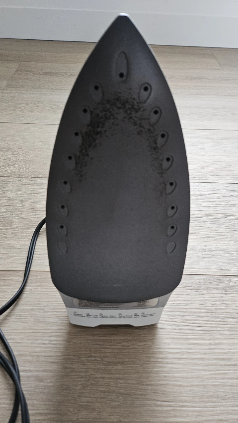 Black+Decker Steam Iron - photo 3