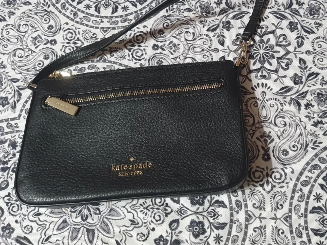 Kate Spade New York Black Leather Wristlet