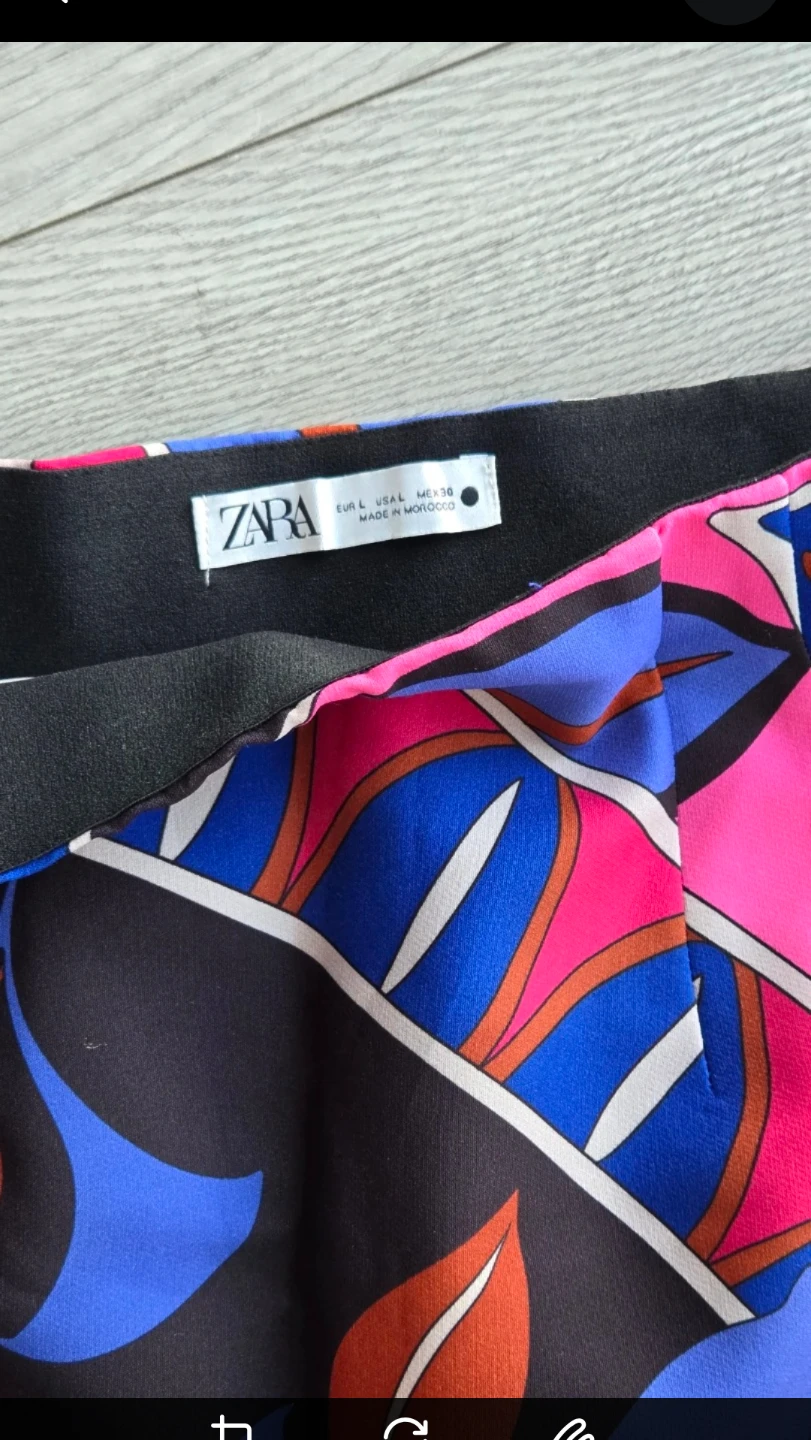 Zara Women's Geometric Print Skirt Size L - photo 3