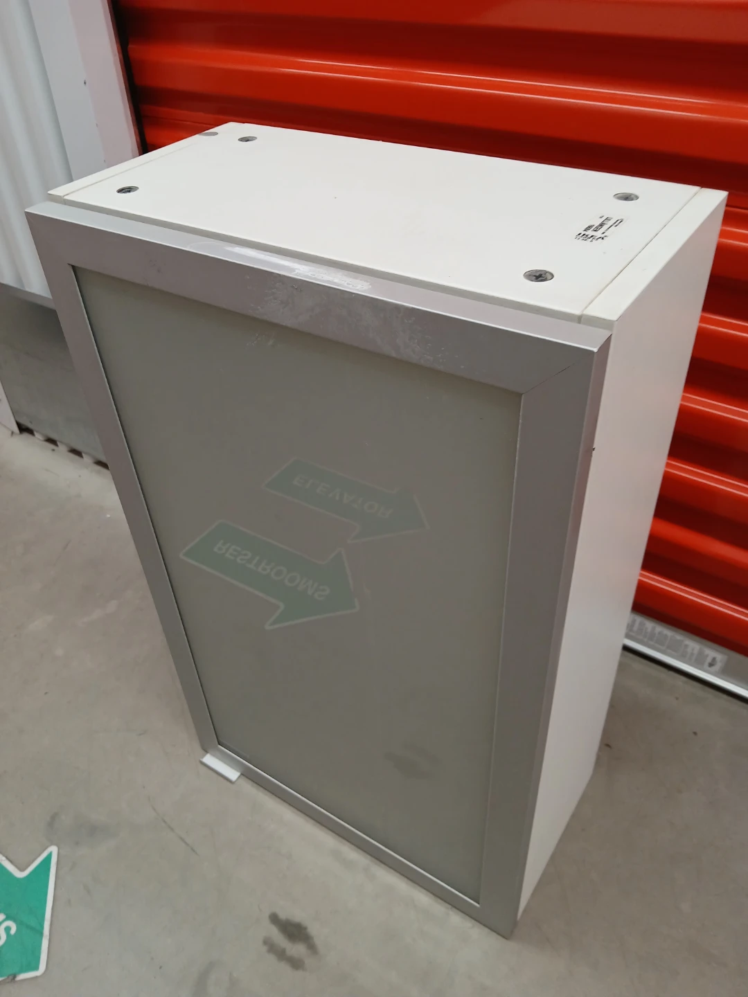 Medicine Cabinet with Frosted Glass Door - photo 2