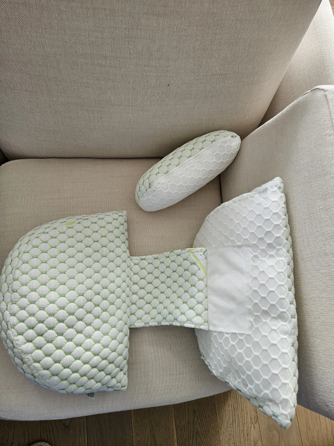 Pregnancy Pillow - photo 2