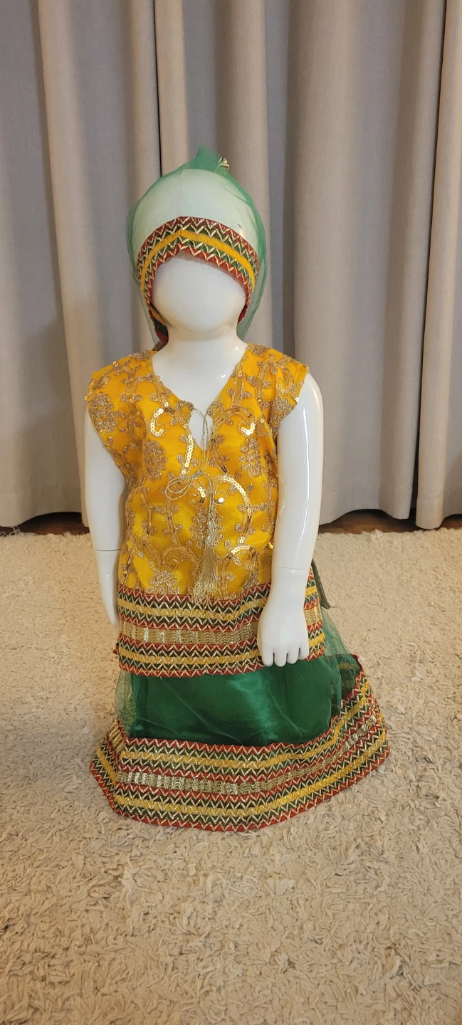 Children's Yellow and Green Traditional Outfit - photo 2