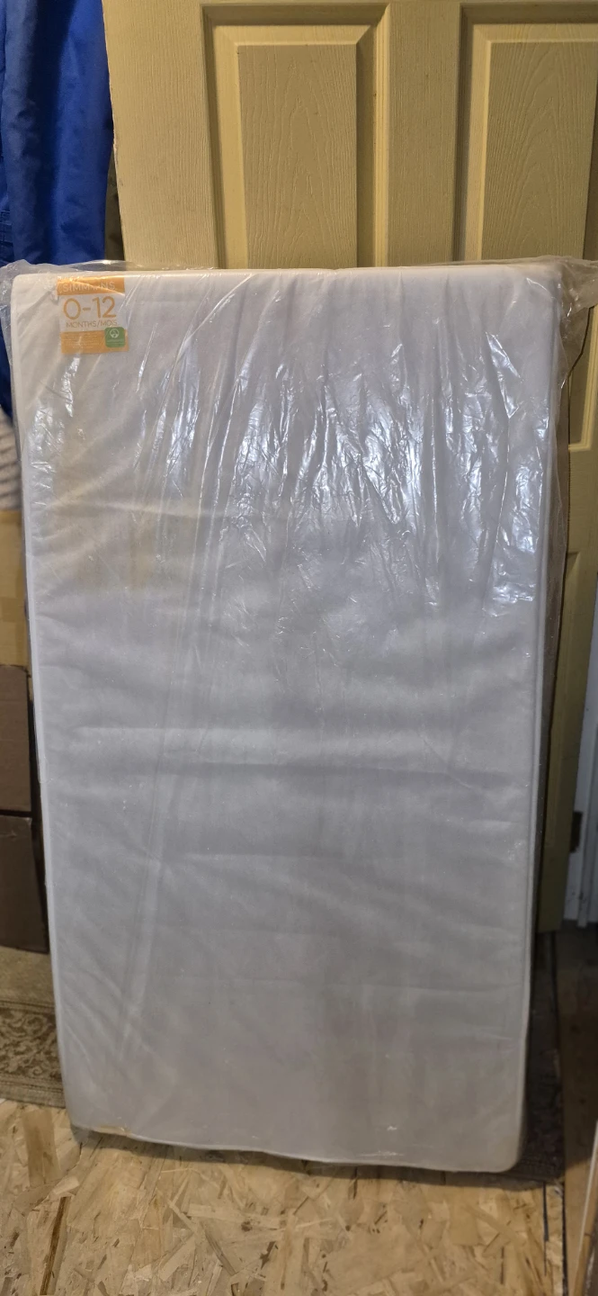 Simmons Kids Mattress - New in Packaging 🤎 - photo 2
