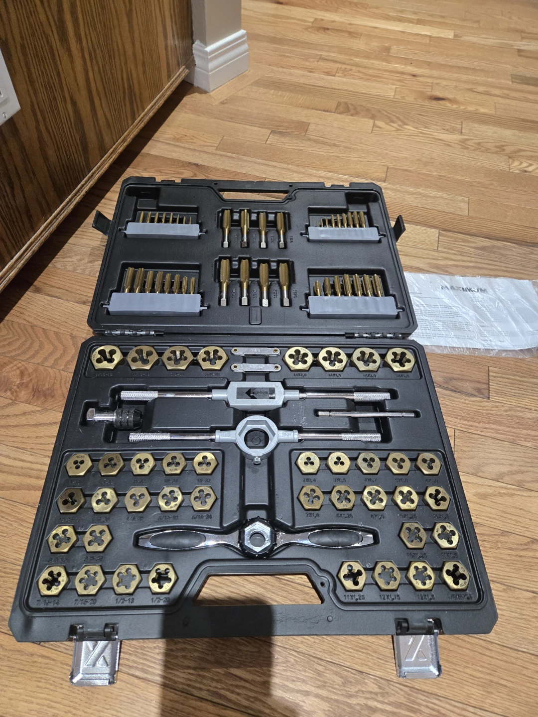 Maximum Tap and Die Set