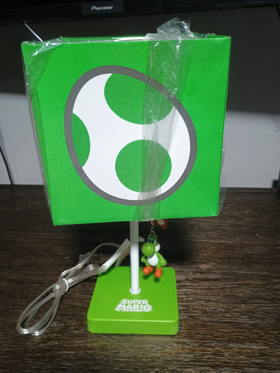 Super Mario Yoshi Egg Table Lamp