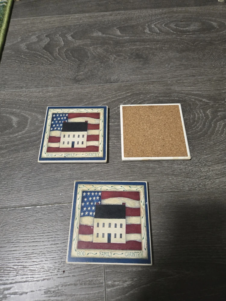 Set of 3 Decorative Coasters 🤎