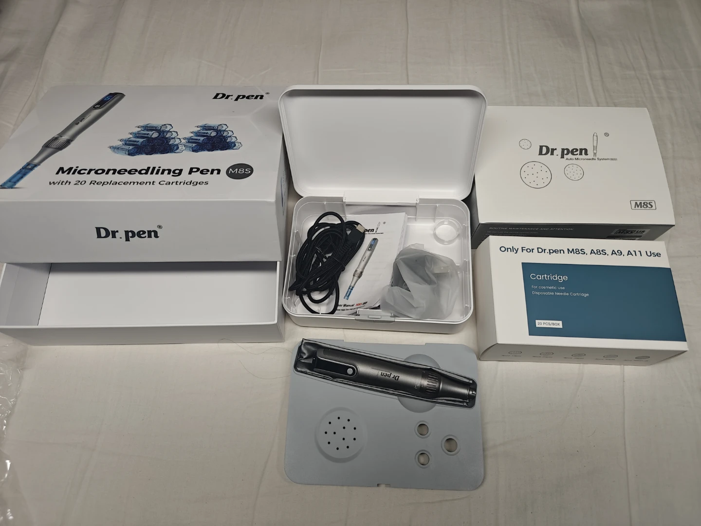 Dr. Pen M8S Microneedling Pen with 20 Replacement Cartridges