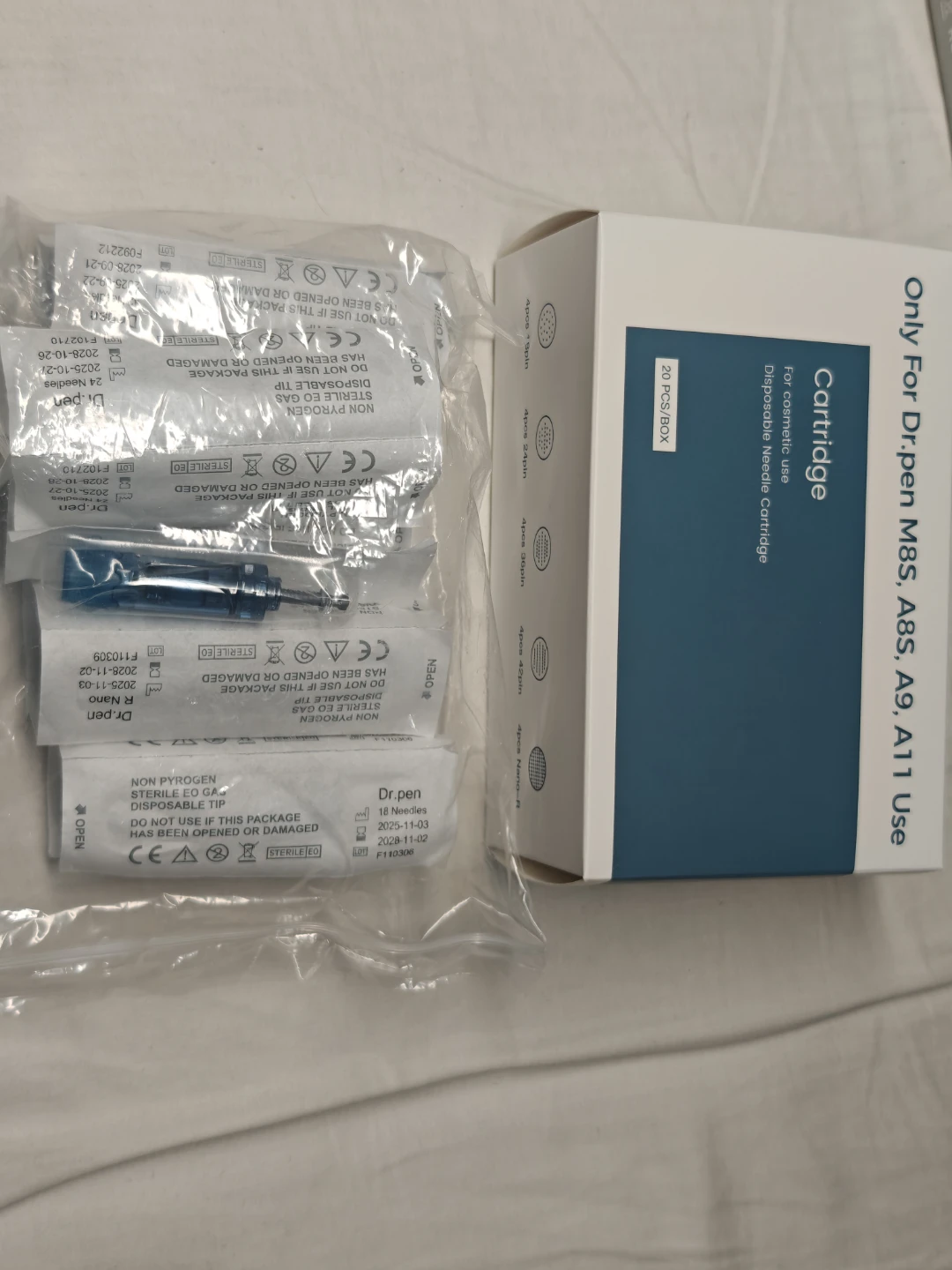 Dr. Pen M8S Microneedling Pen with 20 Replacement Cartridges - photo 3