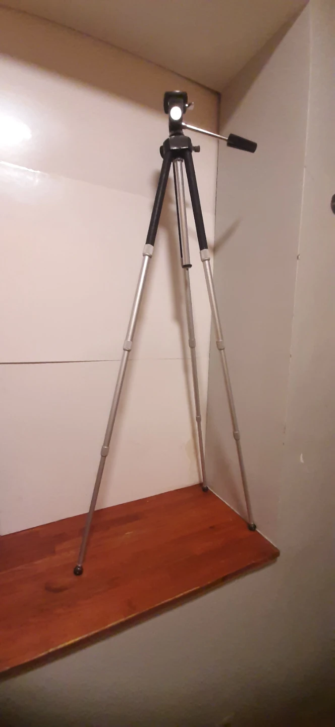 Camera Tripod - photo 3