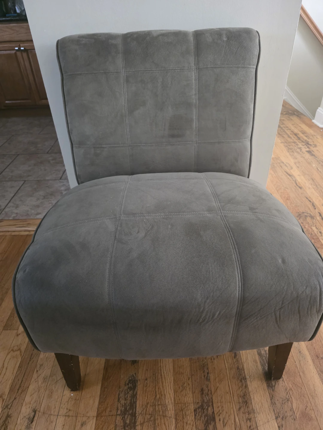 Green Upholstered Accent Chair