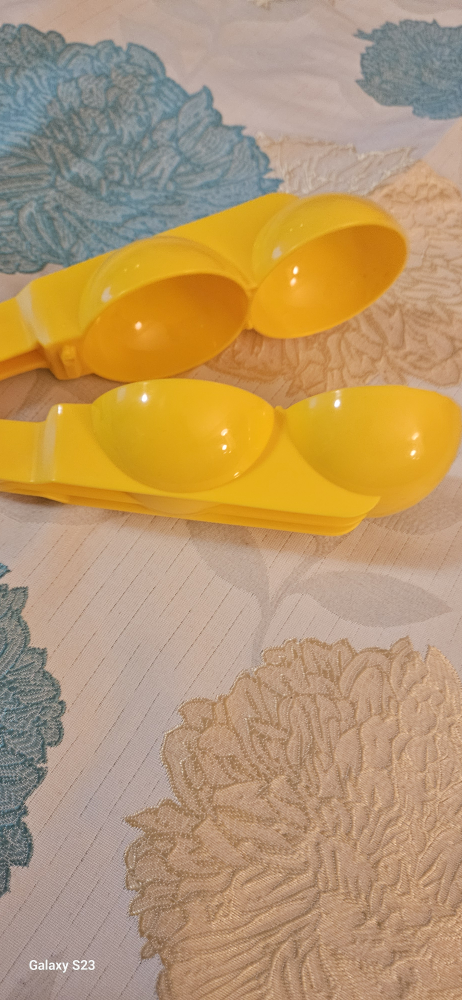 Brand new never used dual snow ball maker yellow - photo 2