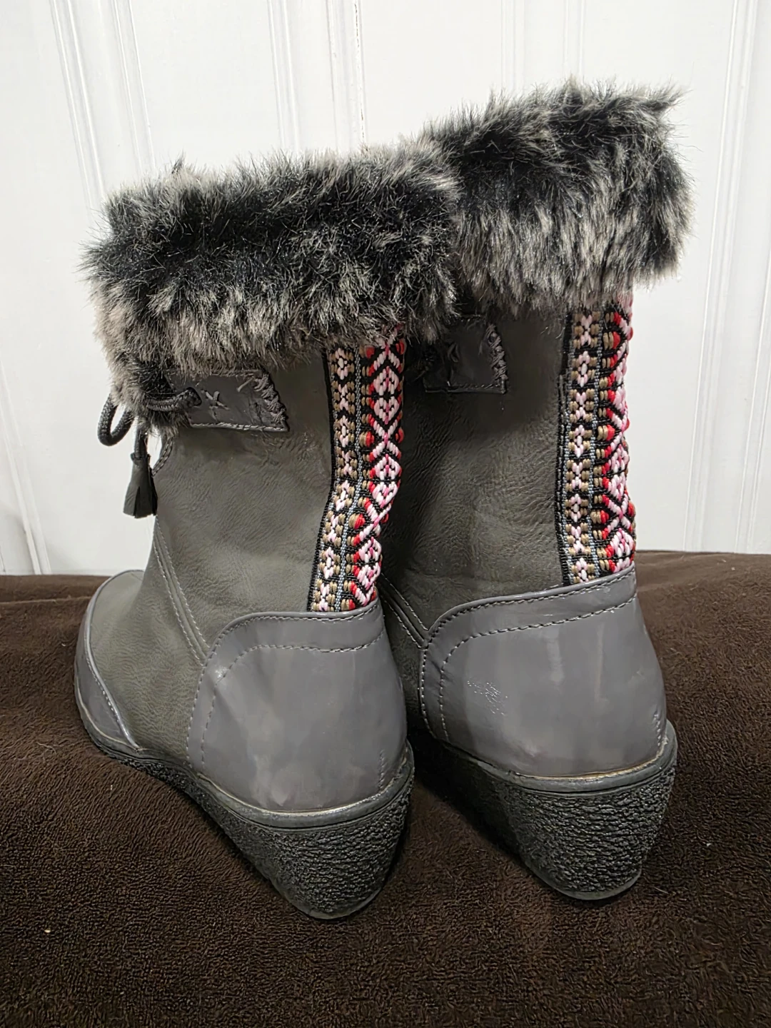 Grey  Boots with Faux Fur Trim - photo 4