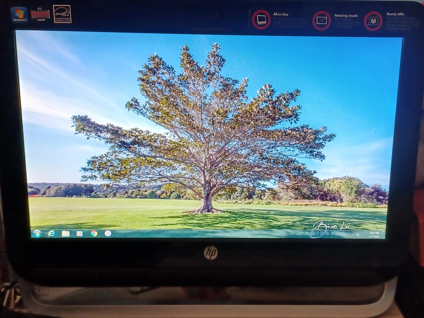 HP Laptop - photo 3